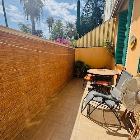 T2 Center Apartman Menton