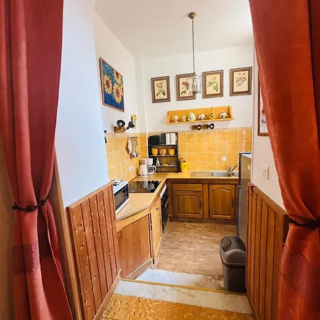 Apartman T2 Center
